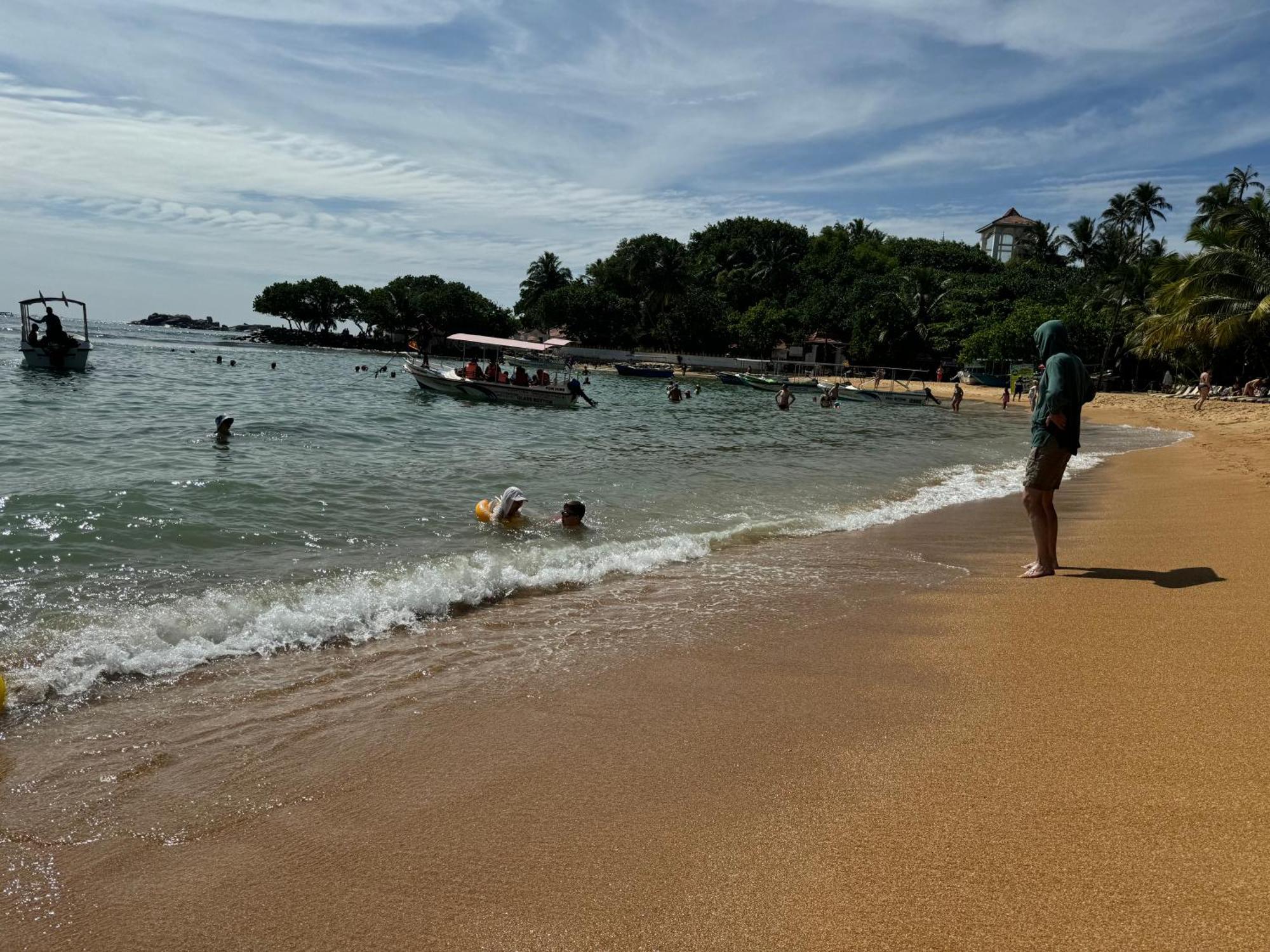 Brinkhouse Guesthouse , Unawatuna Beach Экстерьер фото